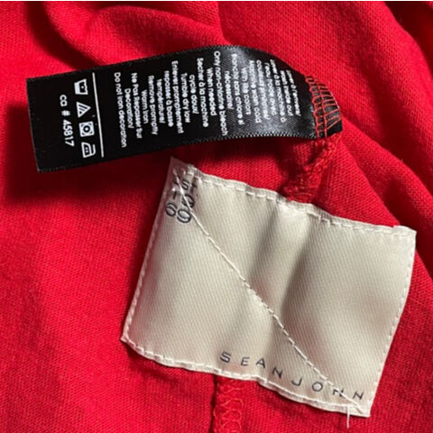SEAN JOHN 勲章プリントVネックTシャツ レッド Lサイズ