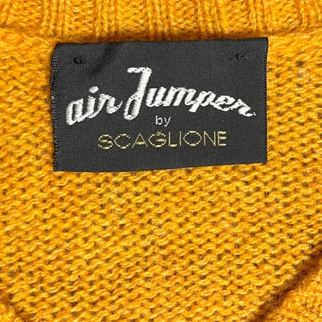 MADE IN ITALY製 air Jumper by SCAGLIONE Vネックウールセーター オレンジ Sサイズ
