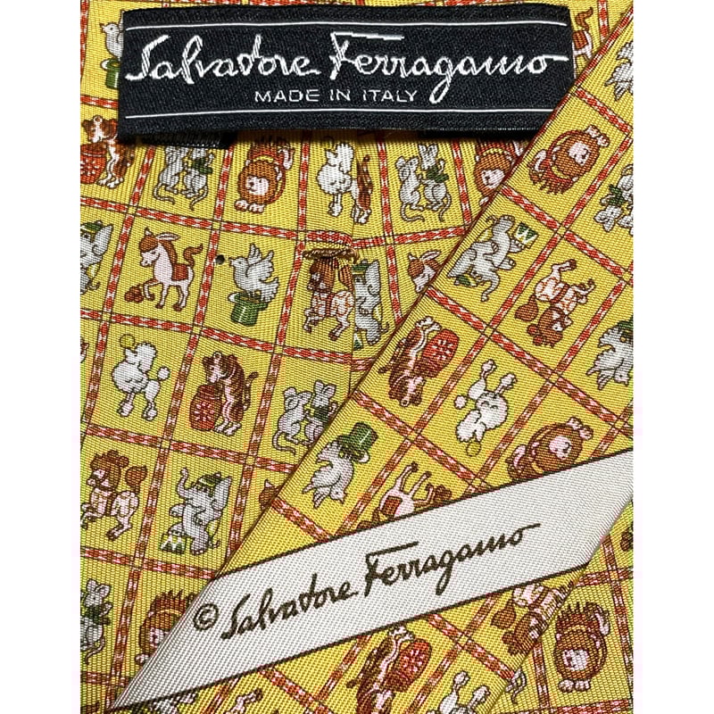 MADE IN ITALY製 Salvatore Ferragamo アニマル柄シルクネクタイ