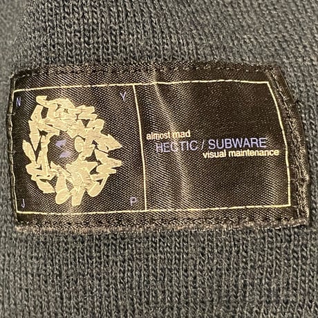 MADE IN USA製 NYC subware VISUAL MAINTENANCE セーター ネイビー Mサイズ