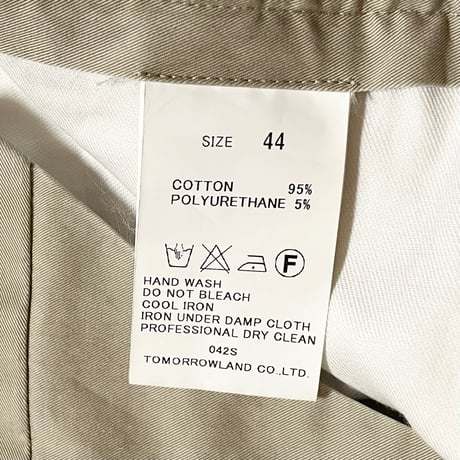 MADE IN JAPAN製 TOMORROWLAND PILGRIM コットンハーフパンツ ベージュ 44サイズ