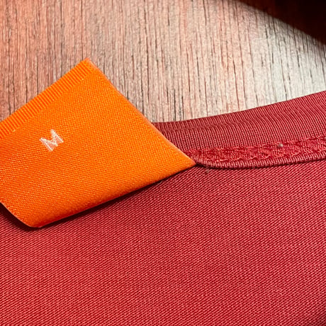 MADE IN PORTUGAL製 HUGO BOSS 長袖プリントTシャツ レッド Mサイズ