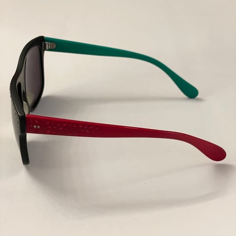 ▲訳あり商品▲ ケース付き PHENOMENON ラインストーン付きサングラス ブラック