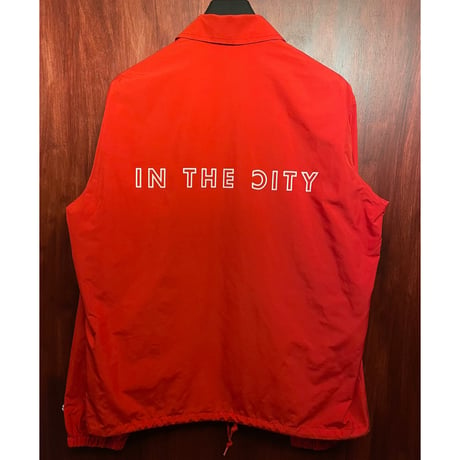 MISTERGENTLEMAN × Champion 「IN THE CITY」 バックプリントコーチジャケット レッド Lサイズ
