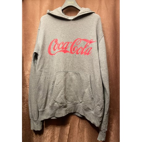 ▲訳あり商品▲ SWAGGER × Coca Cola コラボレーションプルオーバーパーカー グレー Lサイズ
