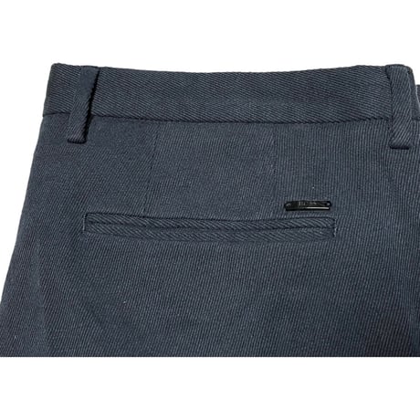 MADE IN ITALY製TESSUTI DI SONDRIO生地使用 HUGO BOSS コットンスラックス ネイビー 52サイズ