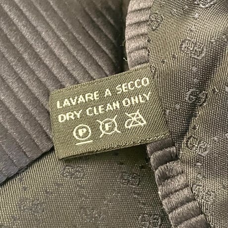MADE IN ITALY製 GUCCI ソリッドシルクネクタイ ネイビー