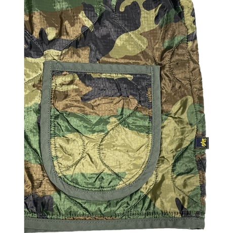 ALPHA INDUSTRIES ナイロンキルティングカーディガン 迷彩 Mサイズ