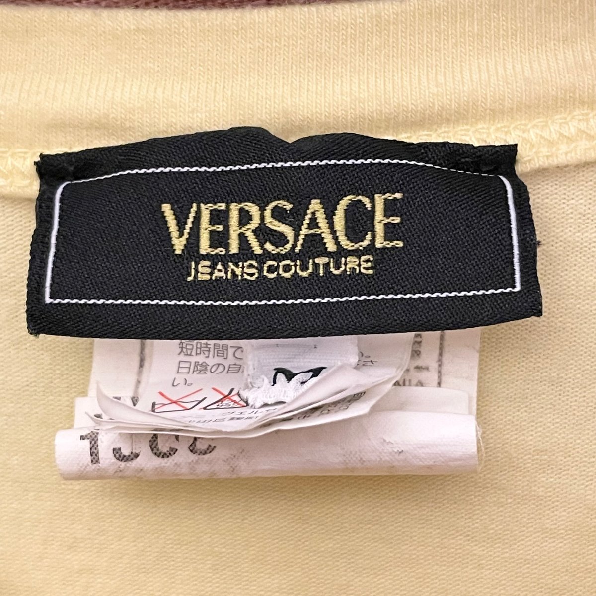 ノリノリ VERSACE JEANS COUTURE美品 未使用 タグ付き MADE IN ITALY製 VERSACE JEANS COUTURE VネックTシャツ ベ