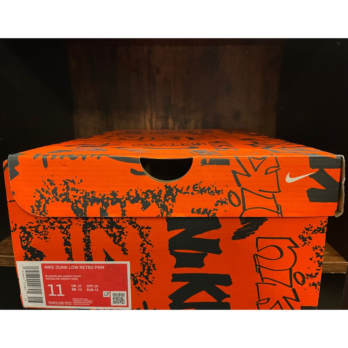 箱、黒タグ付き NIKE DUNK LOW RETRO PRM Graffiti スニーカー 