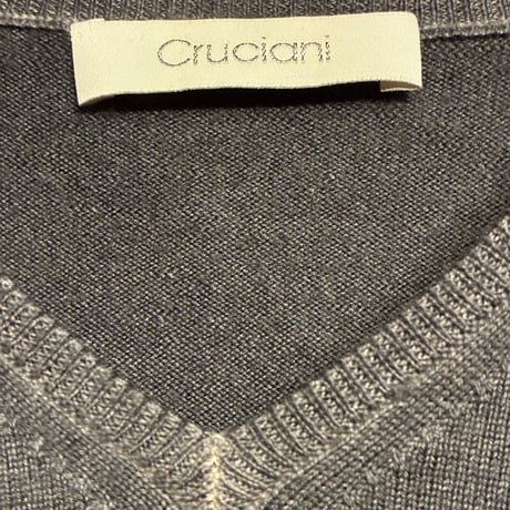 MADE IN ITALY製 Cruciani ウールVネックセーター チャコールグレー 44サイズ