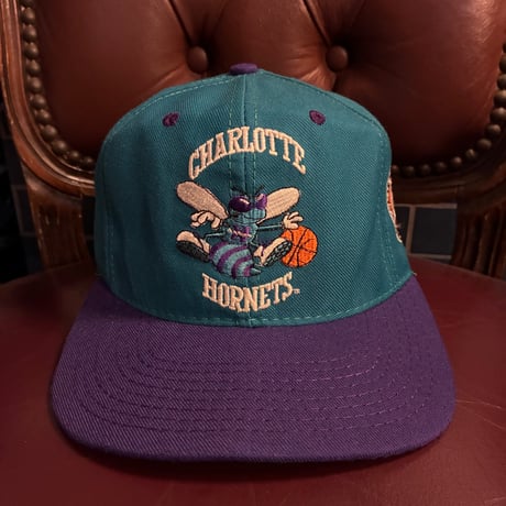 激レア MADE IN USA製 90s STARTER THE NATURAL × NBA CHARLOTTE HORNETS ベースボールキャップ グリーン×パープル 7 1/4サイズ