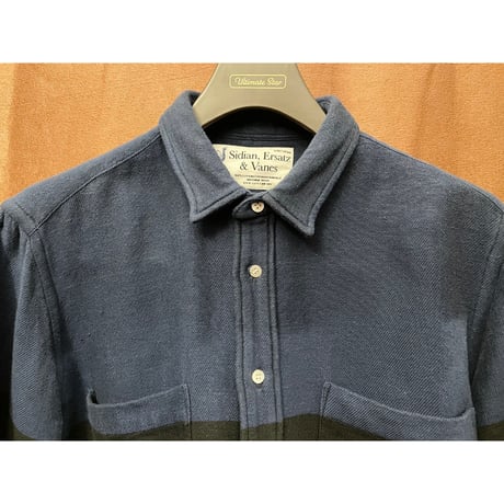 【TOMORROWLAND取り扱い】Sidian,Ersatz & Vanes 長袖切り替えタックアウトシャツ ネイビー×ブラック×グレー S/38-15サイズ