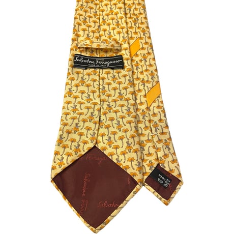 MADE IN ITALY製 Salvatore Ferragamo 南国柄シルクネクタイ イエロー