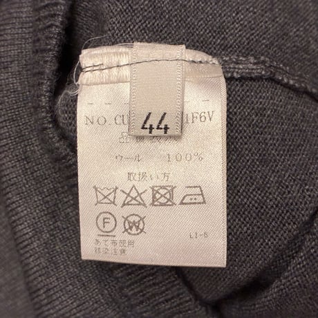 MADE IN ITALY製 Cruciani ウールVネックセーター チャコールグレー 44サイズ