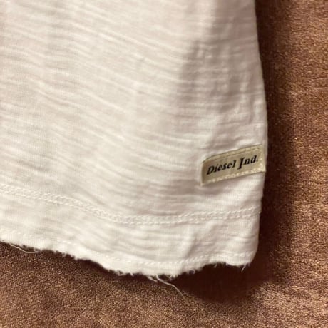 DIESEL VネックTシャツ アイボリー XSサイズ