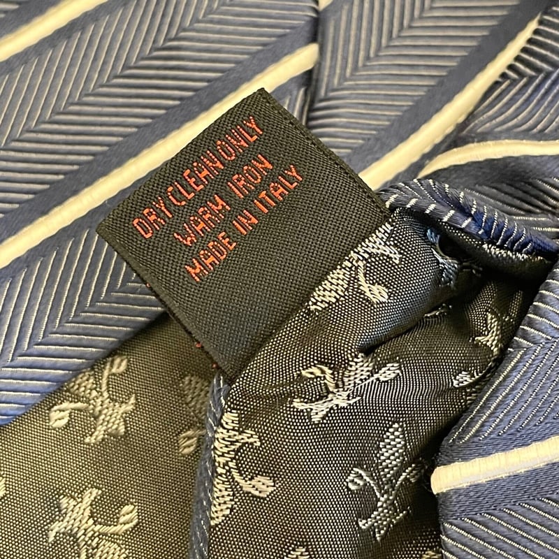 MADE IN ITALY製 ROMEO GIGLI レジメンタルストライプ柄シルク MADE IN ITALY製 ROMEO GIGLI レジメンタルストライプ柄シルク