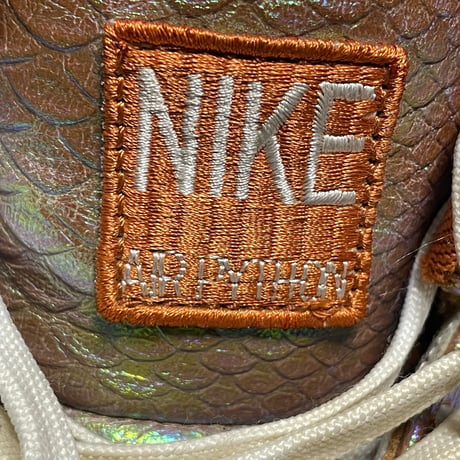 激レア NIKE AIR PYTHON PREMIUM スニーカー メタリックタウニー US10.5/28.5cm