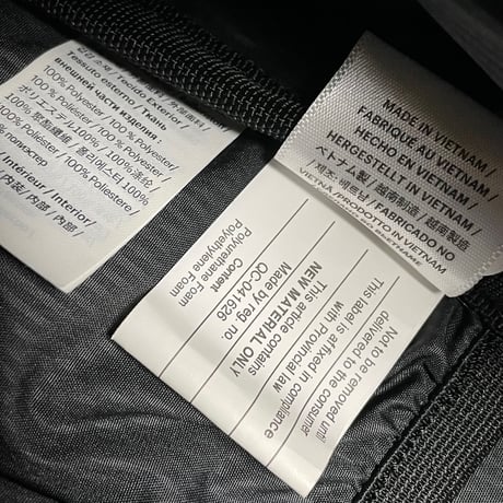 Herschel Supply × SANTA CRUZ Wネームコラボアメコミ柄バックパック ブラック Fサイズ