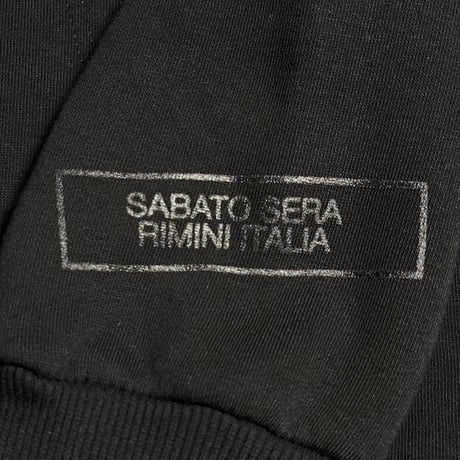 ★新品★ MADE IN ITALY製 MAGLIA 2025年AWモデル S-2814BB 「MAGLIA」 プリント入り 裏起毛 スムースプルオーバーパーカー ブラック M～XLサイズ