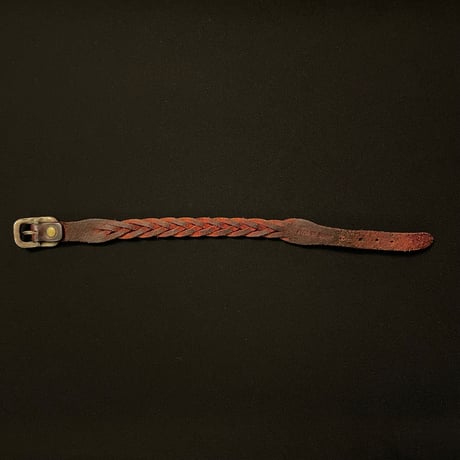 MADE IN ITALY製 IL BISONTE 編み込みレザーブレスレット レッド Fサイズ