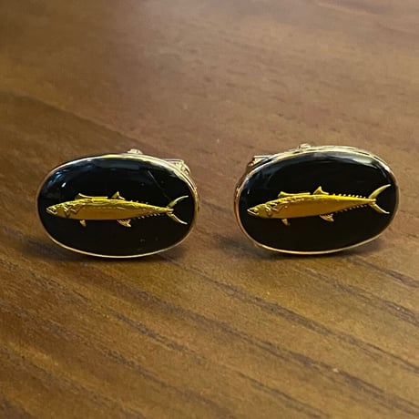 魚デザインカフスボタン ゴールド