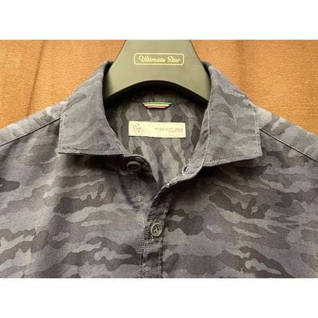 【BARNEYS NEWYORK 取り扱い】 MADE IN ITALY製 POGGIANTI 1958 カモフラ柄 長袖シャツ ネイビー 38-15サイズ