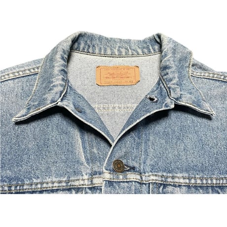 ▲訳あり商品▲ MADE IN USA製 LEVI'S デニムジャケット 70506-0217 ライトインディゴ 40サイズ