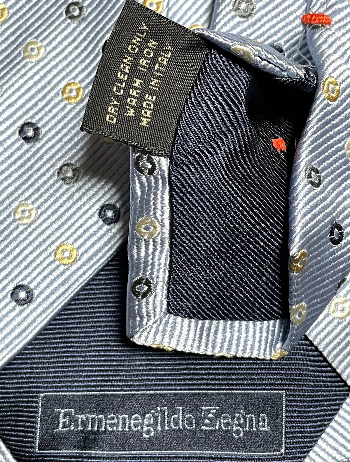 MADE IN ITALY製 Ermenegildo Zegna ドット柄レジメンタルストライ