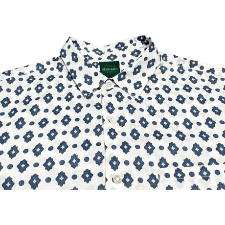 【TOMORROWLAND取り扱い】 MADE IN JAPAN製 SOULEIADO 長袖総柄シャツ ホワイト 1サイズ
