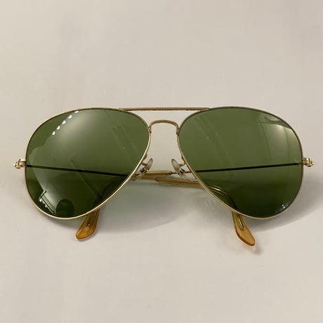 ノーブランド Ray-Banロゴケース付き AVIATOR ティアドロップサングラス ゴールド