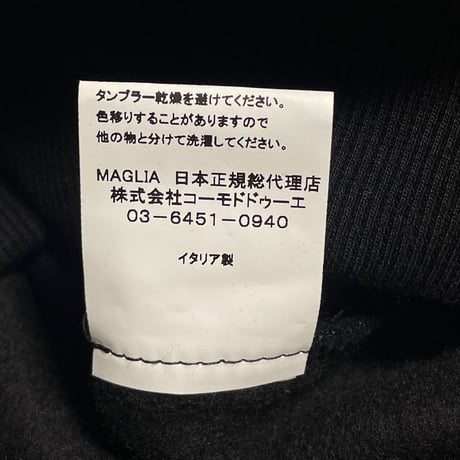 ★新品★ MADE IN ITALY製 MAGLIA 2025年AWモデル S-2814BB 「MAGLIA」 プリント入り 裏起毛 スムースプルオーバーパーカー ブラック M～XLサイズ