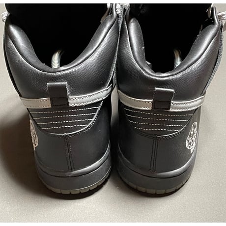 激レア 世界1050足限定 NIKE DUNK HIGH N.E.R.Dモデル スニーカー ブラック US13/31cm