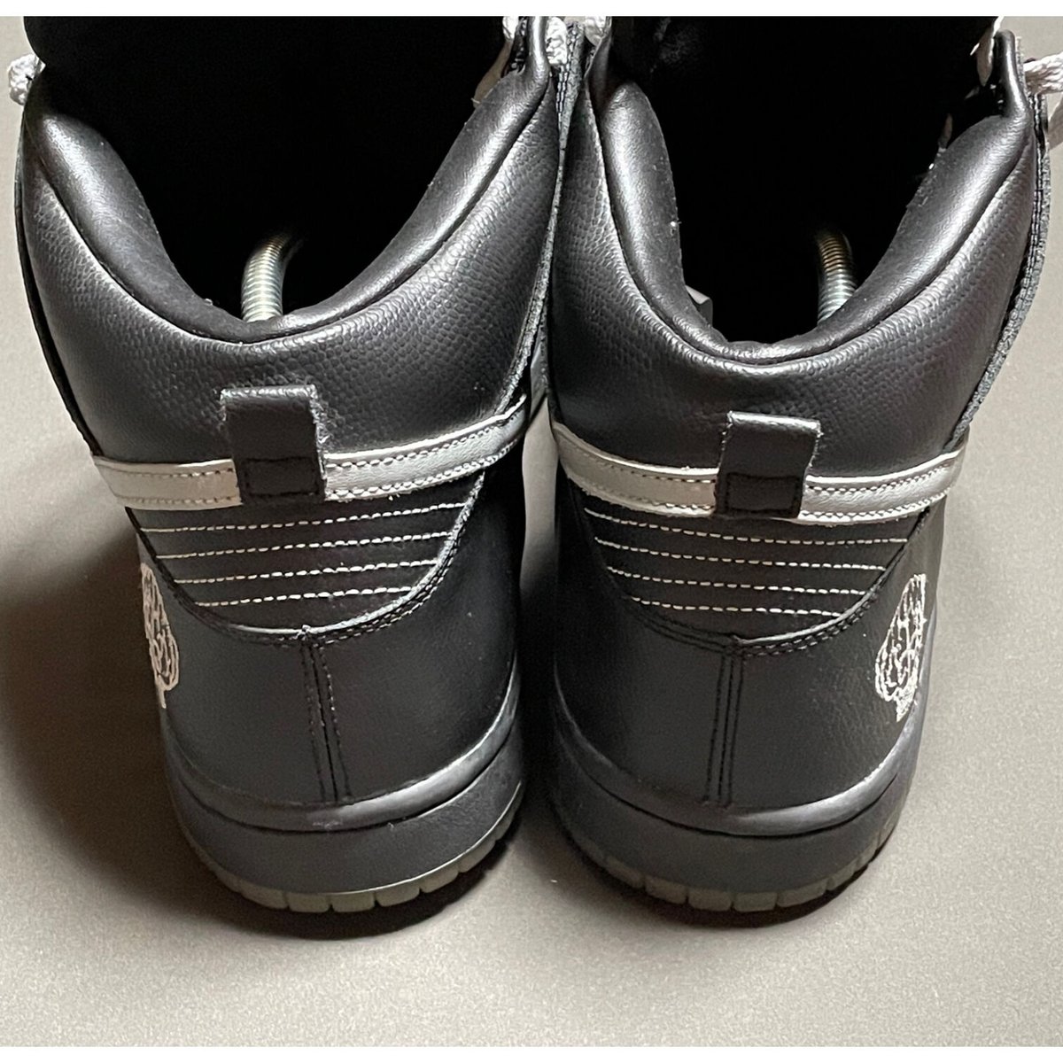 激レア 世界1050足限定 NIKE DUNK HIGH N.E.R.Dモデル 激レア 世界1050足限定 NIKE DUNK HIGH N.E.R.Dモデル