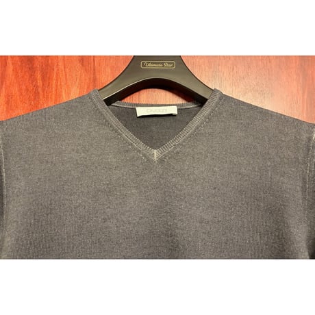 MADE IN ITALY製 Cruciani ウールVネックセーター チャコールグレー 44サイズ
