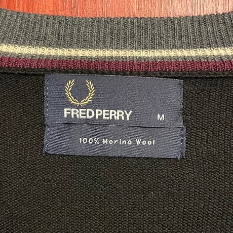 ▲訳あり商品▲ FRED PERRY メリノウールカーディガン ブラック Mサイズ