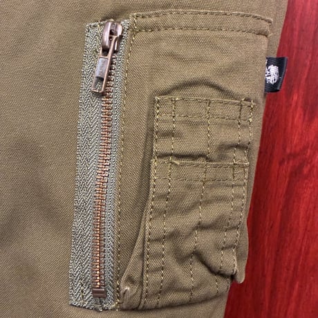 激レア MADE IN JAPAN製 KRIMINAL 中綿入り リバーシブル MA-1ジャケット カーキ×マルチカラー XLサイズ