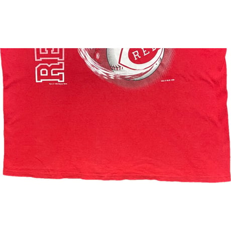 ▲訳あり商品▲ Cincinnati Reds × Looney Tunes コラボTシャツ DELTAボディ レッド Lサイズ