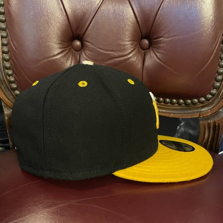 激レア MADE IN USA製 NEW ERA × NEW YORK YANKEES 59FIFTY 50周年記念モデル ベースボールキャップ ブラック×イエロー 7-1/2 59.6cm