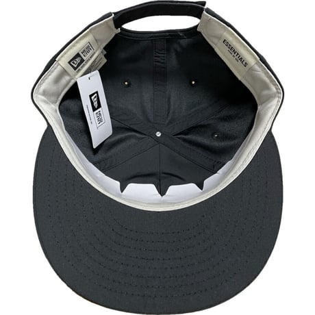 ☆タグ付き新古品☆ NEW ERA × FOG ESSENTIALS コラボレーション スナップバックキャップ ブラック Fサイズ