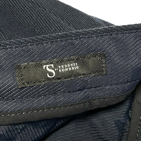 MADE IN ITALY製TESSUTI DI SONDRIO生地使用 HUGO BOSS コットンスラックス ネイビー 52サイズ