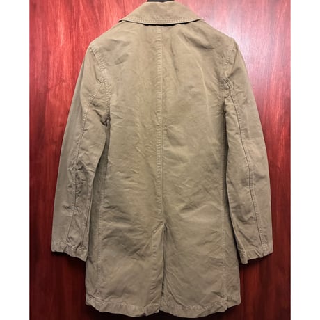 【JOURNAL STANDARD 取り扱い】 MADE IN USA製 S.K.U. SAVE KHAKI UNITED コットンリネンステンカラーコート カーキ Sサイズ