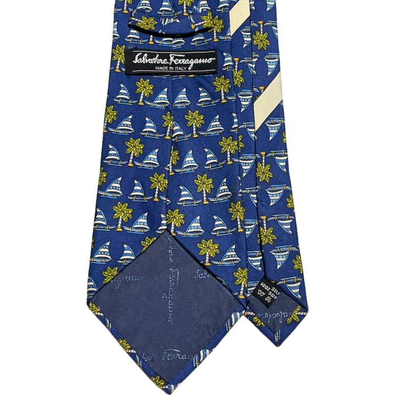 MADE IN ITALY製 Salvatore Ferragamo ヨット柄シルクネクタイ
