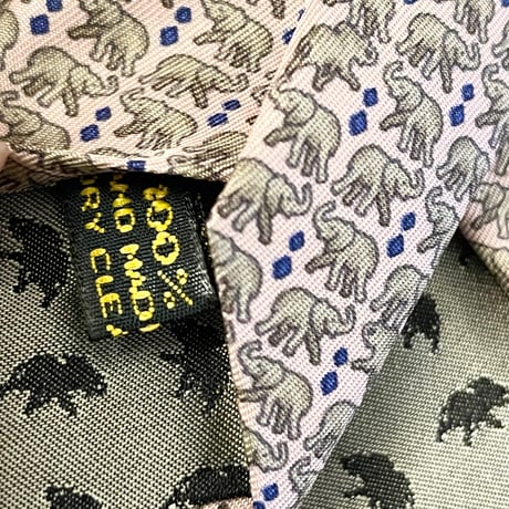 MADE IN ITALY製 HUNTING WORLD 象柄プリントシルクネクタイ ピンク