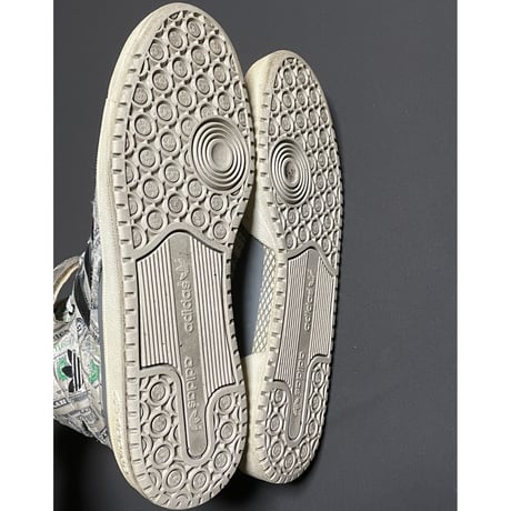 激レア 限定品 MADE IN GERMANY製 JEREMY SCOTT × ADIDAS ORIGINALS FORUM 初期コラボ MONEYモデルスニーカー ベージュ