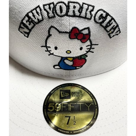 ☆タグ付き新古品☆ NEWERA × HELLO KITTY NEW YORK CITY コラボレーションベースボールキャップ ホワイト 7 1/2サイズ