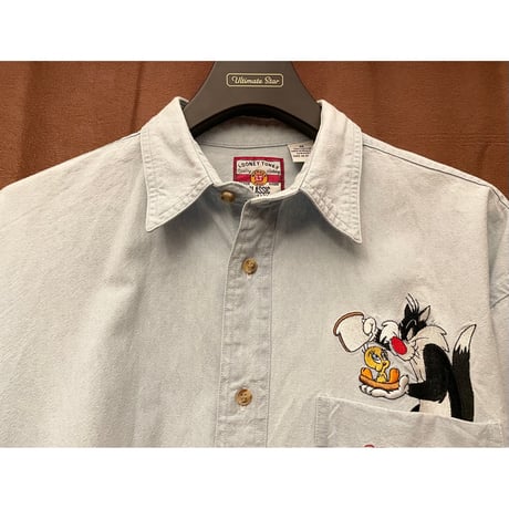 90's LOONEY TUNES CLASSIC WEAR 刺繍入り長袖ダンガリーシャツ ライトインディゴ Mサイズ