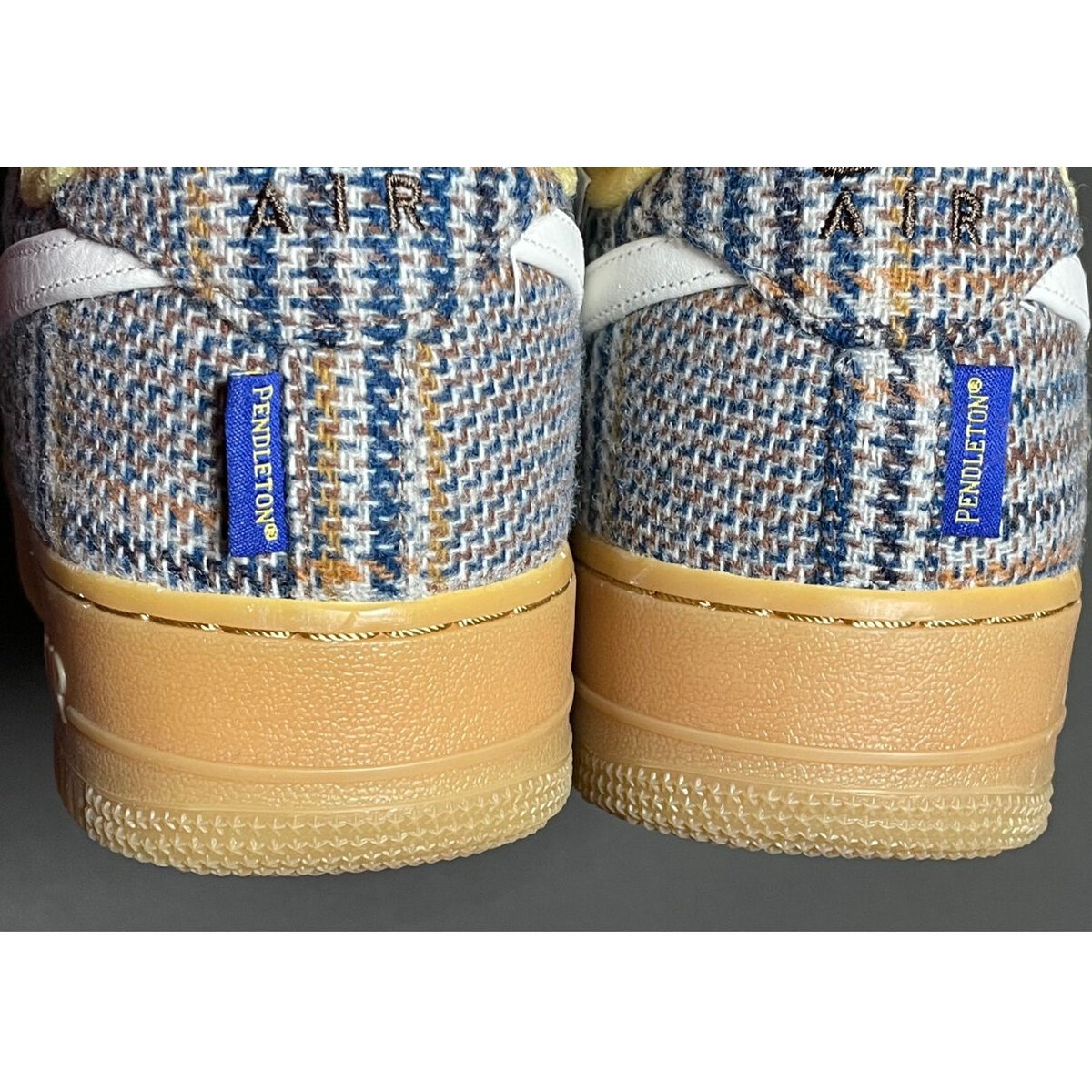 箱、黒タグ付き新古品 NIKE BY YOU NIKE AIR FORCE 1 PENDLET