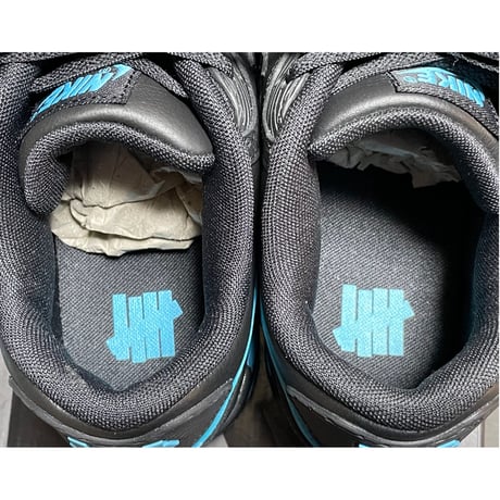 箱、黒タグ付き NIKE AIRMAX90×UNDEFEATED Wネームスニーカー ブラック×ブルーフューリー US8/26cm