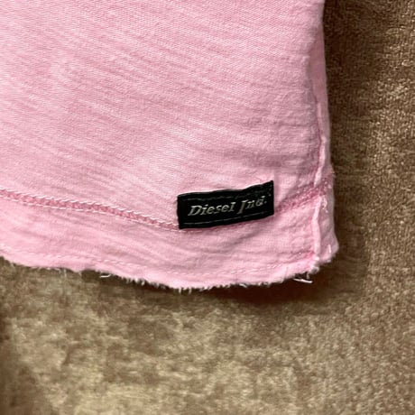 DIESEL VネックTシャツ ピンク XSサイズ
